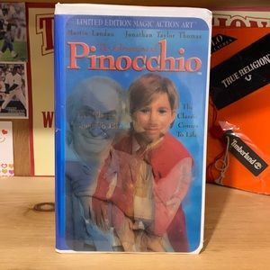 DISNEY’S-‘Pinocchio Limited Edition Magic Action Art Cover’ VHS Cassette Tape